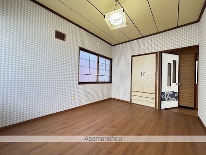 亀田港町５５番戸建[4LDK/92.3m2]の内装1