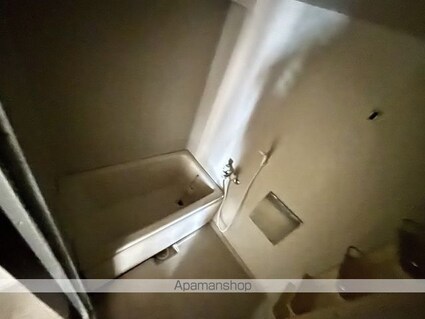 ロイヤルシオン刈部[3DK/54m2]のバス