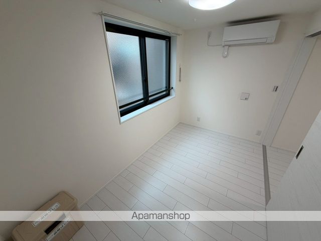 OPーTION YAYOICHOの内装写真