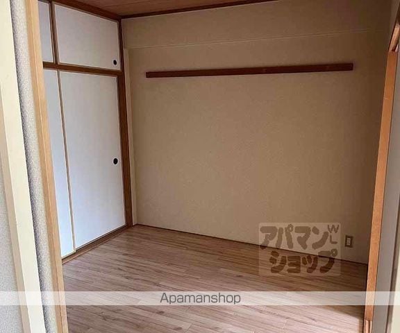 ロイヤルハイツ高塚IIの内装写真