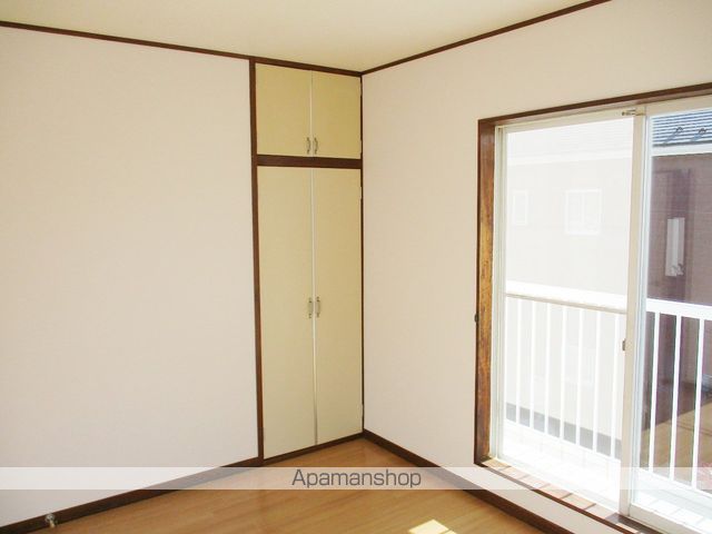 ルーミー甲府63号館の内装写真