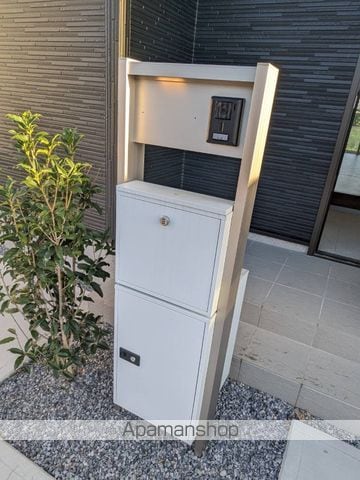 detached 茨城県潮来市日の出５丁目23-41

地図を見る