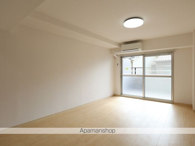レジデンス御器所スクエアの内装写真