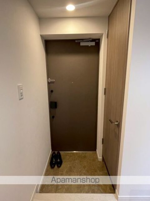 東京都立川市曙町３丁目[1K/25.15m2]の玄関