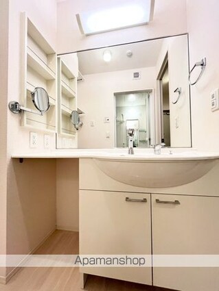 和歌山県和歌山市和歌浦東２丁目[1R/33.61m2]の洗面所