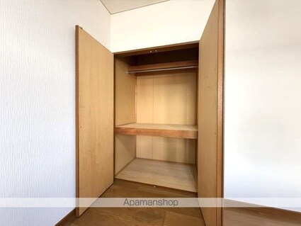 リヴェール桔梗館[2LDK/52.23m2]の収納