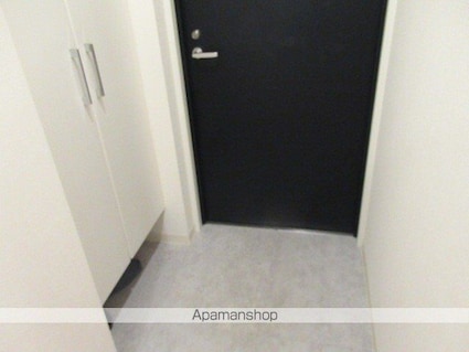 スカール桜城[2LDK/57.79m2]の玄関