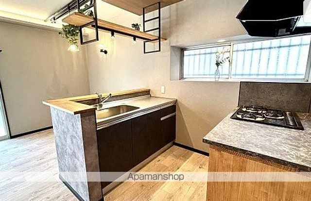 モダンカフェKitchenHouse羽村の内装写真