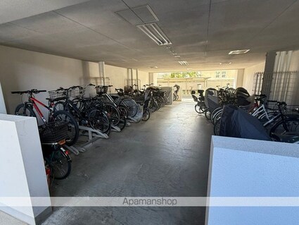 アドグランデ荒井[3LDK/69.01m2]の共用部3