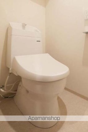 東京都渋谷区本町５丁目[1K/23.85m2]のトイレ