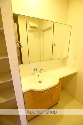 ハイコンプリートVの内装写真