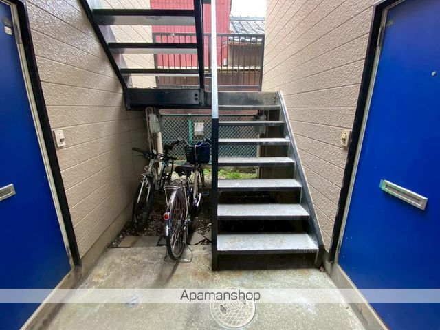 シャトレーゼ鐙の外観写真
