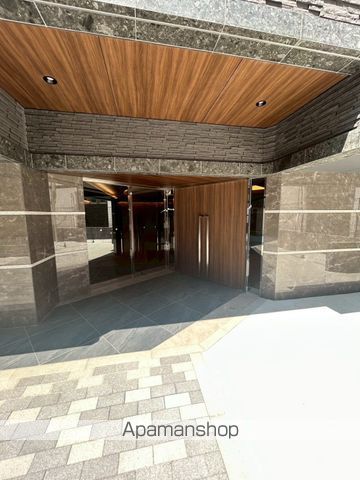 ALIVIS船橋EAST.WESTの玄関写真