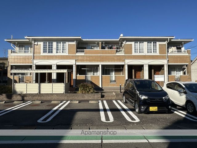 カーサ フィオーレの外観写真