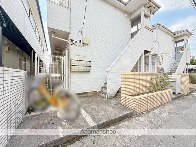 レイクサイドコーポ入曽の玄関写真
