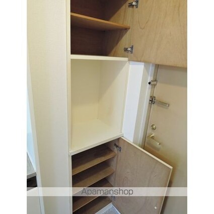 プレール中野[1R/18m2]の収納