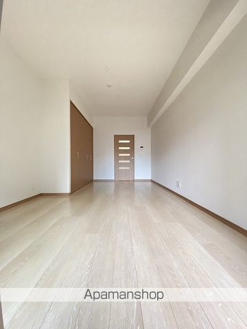 ロイヤルコンフォート渡辺通252の内装写真