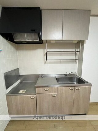 和歌山県和歌山市舟津町２丁目[3DK/50.12m2]のキッチン