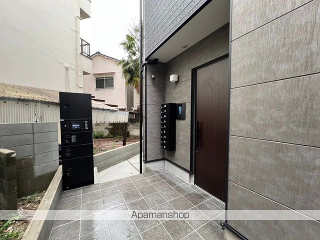 サンメイプル上新庄の玄関写真