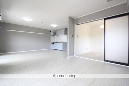 グランシャトレ道後[3LDK/81.9m2]のリビング・居間