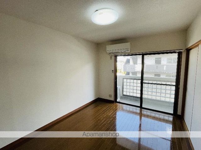 新井マンションの内装写真