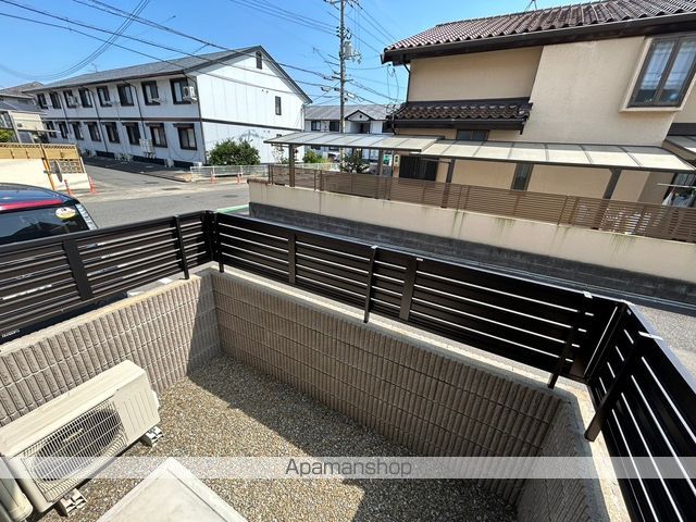 クレセント中島IIの内装写真
