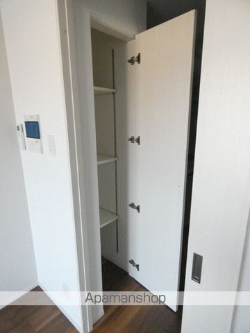 スプランディッド放出の内装写真