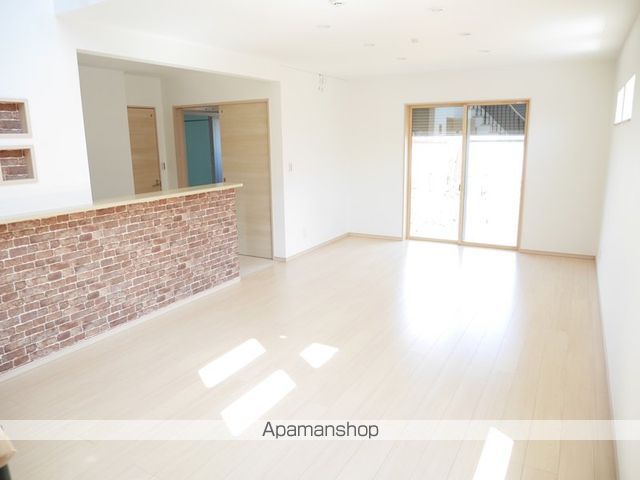 detached 埼玉県蕨市錦町５丁目

地図を見る