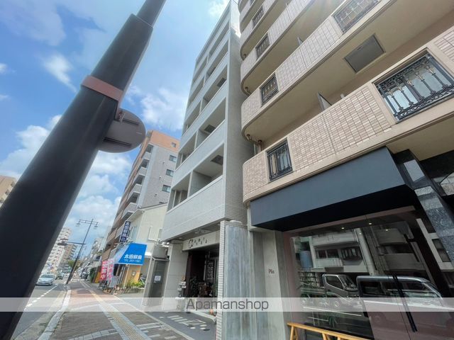 7FLATSの外観写真