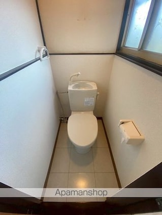 和田一戸建て[3LDK/87.39m2]のトイレ
