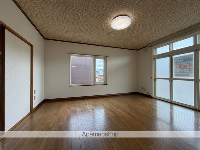 マンション大國IIIの内装写真