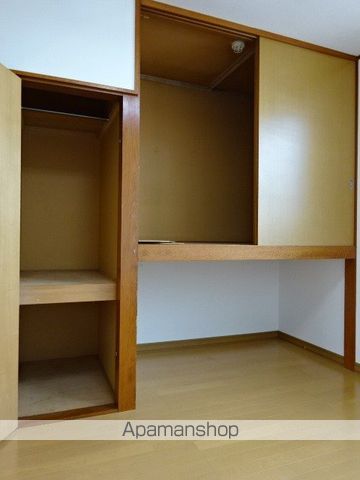 ココ・シャネル41の内装写真