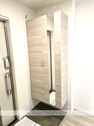 ＤーｒｏｏｍＣＶＩＩＩ[2LDK/56.99m2]の玄関