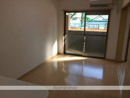 クレスト小松[1LDK/41m2]の内装1