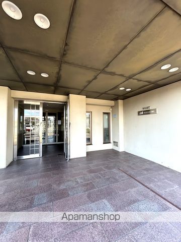 WESTヒルズ関空の玄関写真