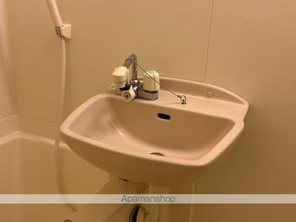 レオパレスＬＵＫＥ[1K/28.02m2]の洗面所