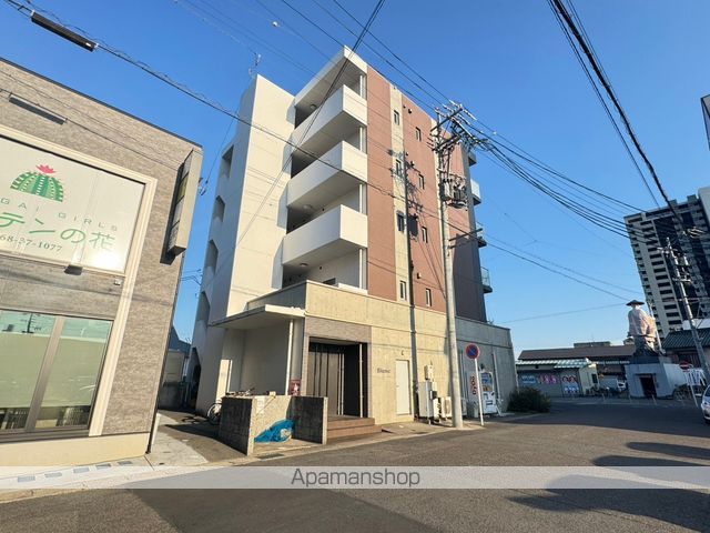 BLUMEの外観写真