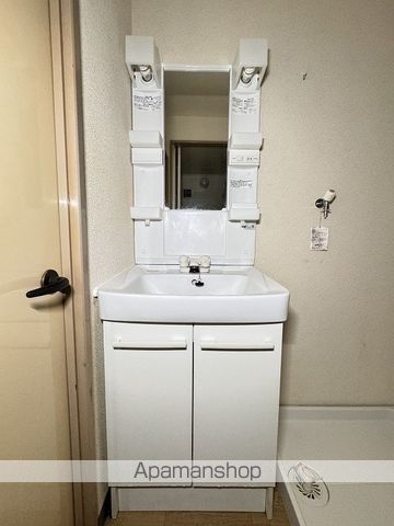 クレセント三ツ木の内装写真