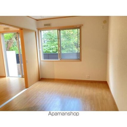 グリーングラス[1LDK/40.66m2]のリビング・居間