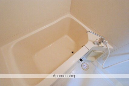 ヴィラ・アンソレイエ御幸[1K/26.66m2]のバス