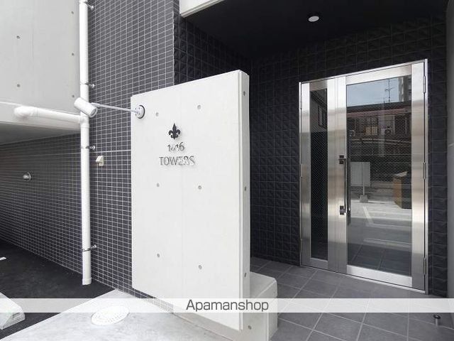 1016TOWERSの玄関写真