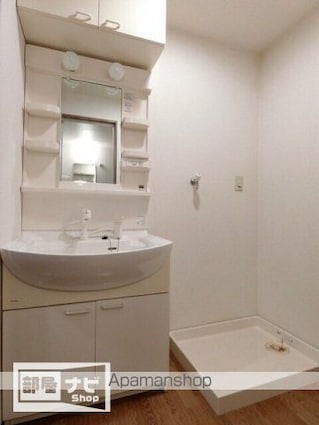 シーズン柞田[2LDK/54.65m2]の洗面所