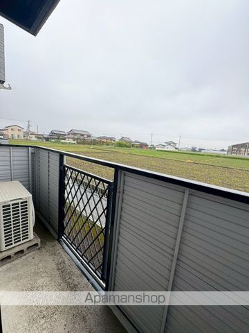 フォブール平原の内装写真