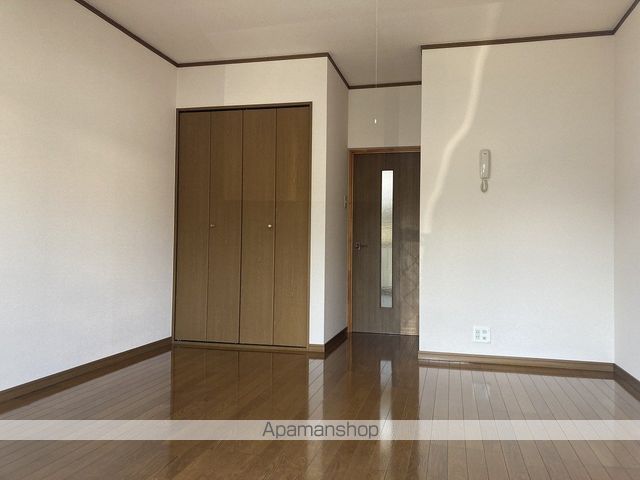 クローバーMORIの内装写真
