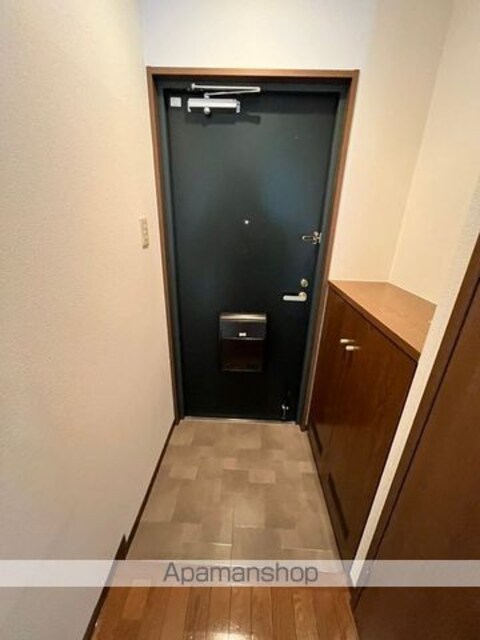 和歌山県和歌山市紀三井寺[2LDK/59.4m2]の玄関