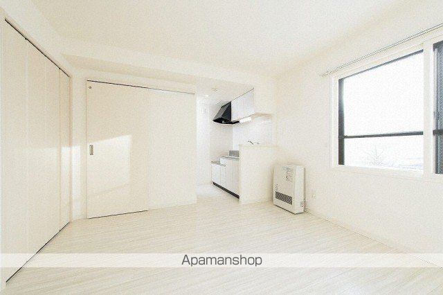 FLOS PROVAの内装写真