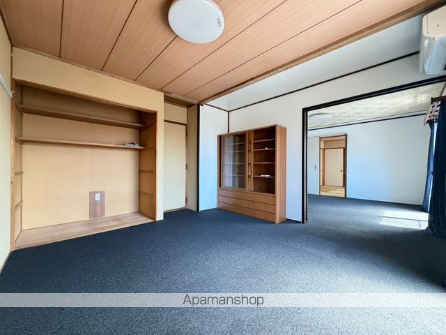 函館市電本線湯川線 五稜郭公園前駅 徒歩15分 3階建 築41年の内装写真