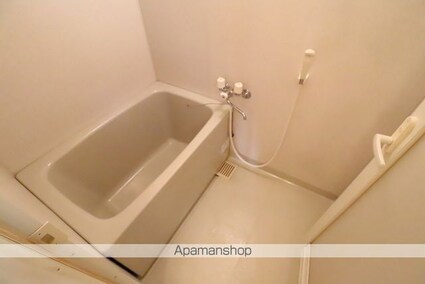 ヴィラ秋留野[1K/29m2]のバス