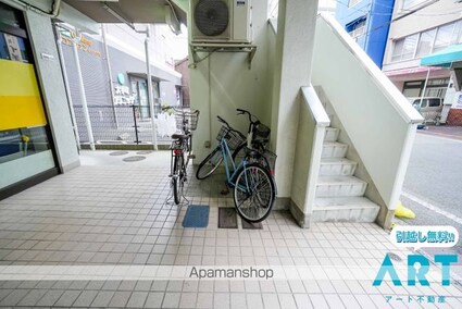 レイス三番町[1R/21.7m2]のエントランス