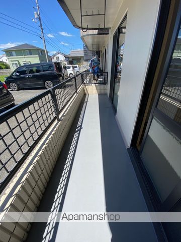 グランデュール高柳 A棟の内装写真